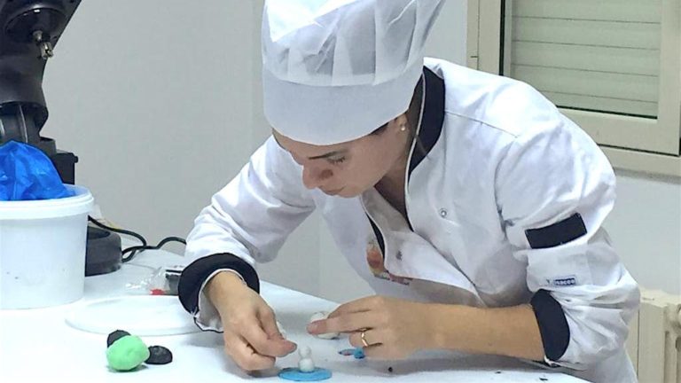 Milena Scudera corso Cucina - Circolo Arci Gela